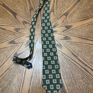 Vintage Green Nautica Tie